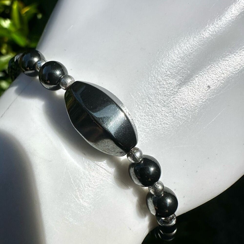 Hematite beaded bracelet